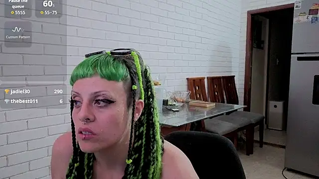 Snapshot of freyaa_sorcerees chatting on October 27, 2025, 4:16 am freyaa sorcerees online show from October 27, 2025, 4:16 am