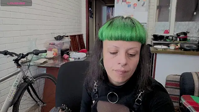 Snapshot of freyaa_sorcerees chatting on November 12, 2025, 2:50 pm freyaa sorcerees online show from November 12, 2025, 2:50 pm