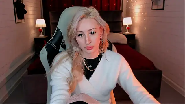 Snapshot of KitanaKimura chatting on March 16, 2025, 3:17 pm KitanaKimura online show from March 16, 2025, 3:17 pm