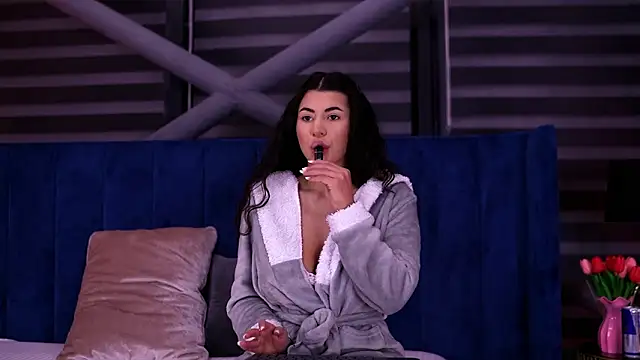 TanyaVonDe online show from February 1, 2026, 9:02 pm