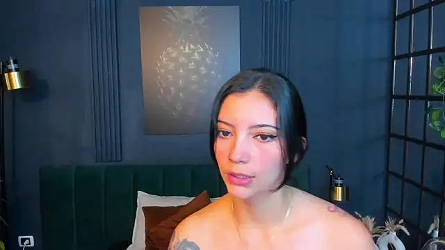 Snapshot of roxy_hell chatting on January 11, 2026, 12:21 pm roxy hell online show from January 11, 2026, 12:21 pm