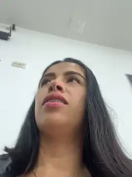 Snapshot of Nathaly_12 chatting on February 13, 2026, 3:52 pm Nathaly 12 online show from February 13, 2026, 3:52 pm