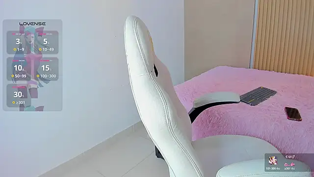Snapshot of stephany_summer chatting on May 28, 2026, 7:33 pm stephany summer online show from May 28, 2026, 7:33 pm