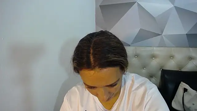 Milf-Prettyboobs online show from November 23, 2025, 10:59 am