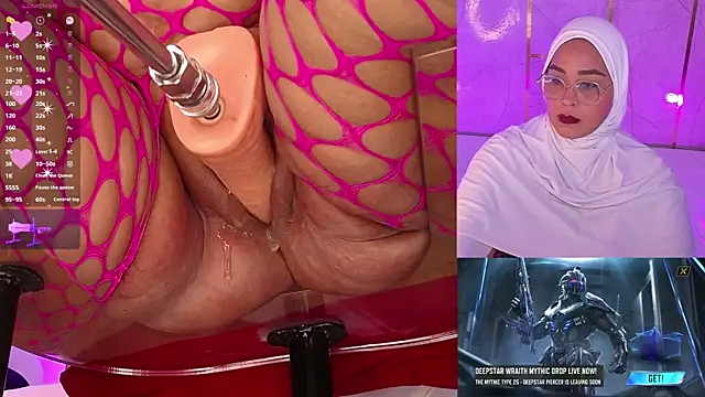 Snapshot of BBWHijab chatting on November 3, 2025, 6:14 am BBWHijab online show from November 3, 2025, 6:14 am