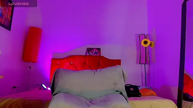 alexsandra kiss online show from April 16, 2026, 11:33 am