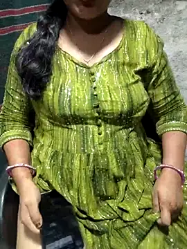 Snapshot of priya_00143 chatting on April 9, 2026, 6:46 pm priya 00143 online show from April 9, 2026, 6:46 pm