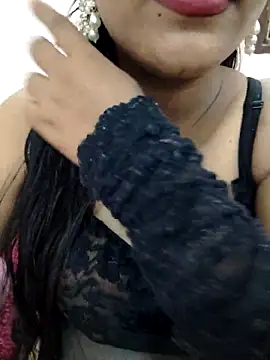 Snapshot of priya_00143 chatting on May 7, 2026, 6:02 pm priya 00143 online show from May 7, 2026, 6:02 pm