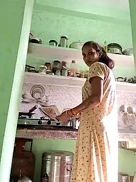 Hotty-Nidhi online show from November 15, 2025, 4:21 am