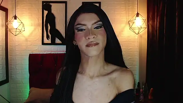 agatha rodriguez online show from October 6, 2025, 1:41 pm