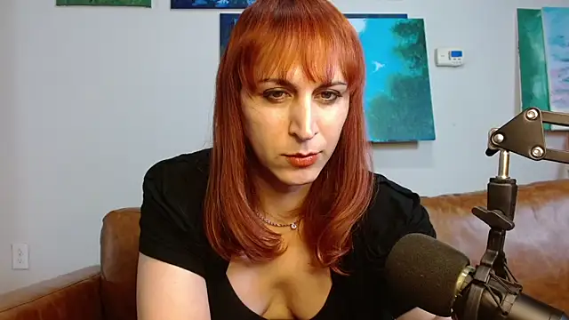 Snapshot of ChewyCandy chatting on October 31, 2025, 1:39 am ChewyCandy online show from October 31, 2025, 1:39 am