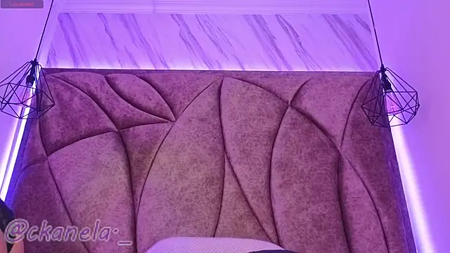 Kanela miller  online show from November 20, 2025, 12:27 pm