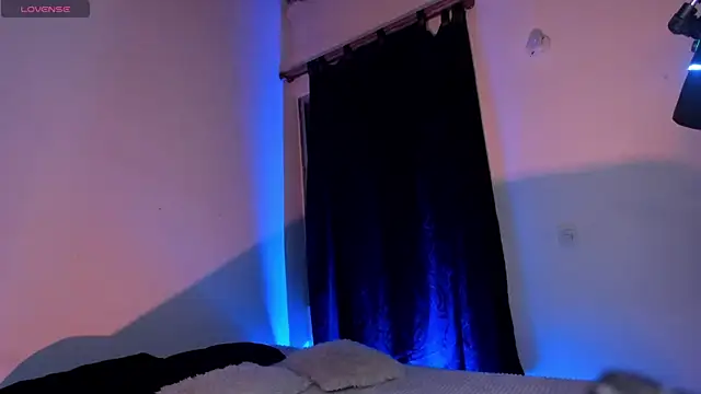 adara evanss online show from February 12, 2026, 11:44 pm