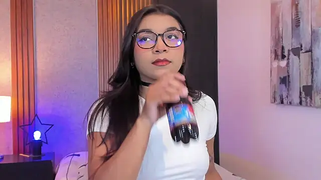 Snapshot of Abby_sinss chatting on November 27, 2025, 8:00 pm Abby sinss online show from November 27, 2025, 8:00 pm