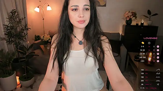 Snapshot of Viki_Bellson chatting on November 16, 2025, 7:30 pm Viki Bellson online show from November 16, 2025, 7:30 pm