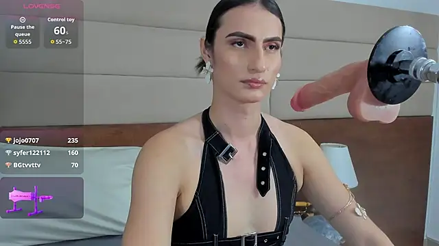 Snapshot of shantall_skinny chatting on October 29, 2025, 3:31 am shantall skinny online show from October 29, 2025, 3:31 am