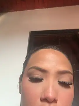 iamsara 21 online show from March 19, 2026, 2:21 pm