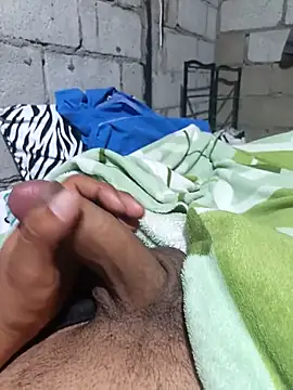 Snapshot of Renemera1997 chatting on September 12, 2025, 4:56 am Renemera1997 online show from September 12, 2025, 4:56 am