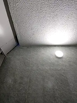 Snapshot of Andy-rtg chatting on December 18, 2025, 11:16 am Andy-rtg online show from December 18, 2025, 11:16 am