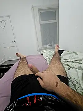 Snapshot of Cesu33 chatting on January 7, 2026, 11:07 pm Cesu33 online show from January 7, 2026, 11:07 pm