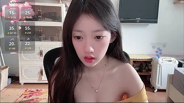 Snapshot of umi-dd chatting on July 3, 2026, 3:57 am umi-dd online show from July 3, 2026, 3:57 am