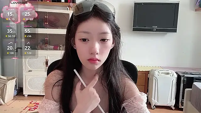 Snapshot of umi-dd chatting on July 11, 2026, 3:53 am umi-dd online show from July 11, 2026, 3:53 am
