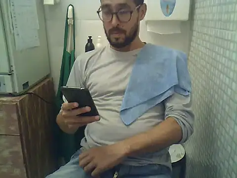 pdasgyn online show from February 4, 2026, 6:03 pm