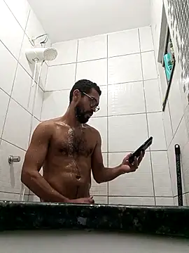 pdasgyn online show from March 26, 2026, 9:42 pm