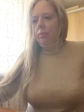 Irina3718 online show from October 31, 2025, 11:33 am