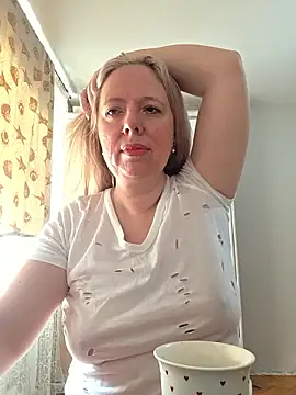 Irina3718 online show from March 28, 2026, 7:30 am