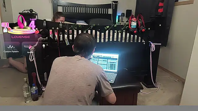 Snapshot of KinkyBratandDaddy chatting on September 20, 2025, 3:29 am KinkyBratandDaddy online show from September 20, 2025, 3:29 am