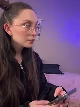 Te para 2 online show from March 21, 2025, 3:33 am