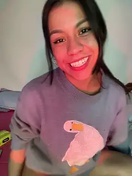 Snapshot of -Selene- chatting on October 7, 2025, 10:51 pm -Selene- online show from October 7, 2025, 10:51 pm