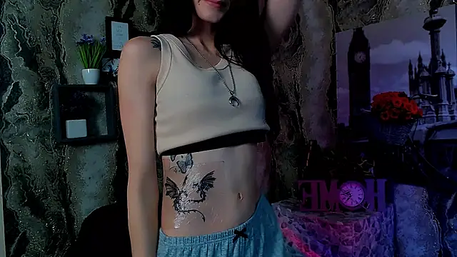 Snapshot of LanaTey chatting on October 17, 2025, 1:14 pm LanaTey online show from October 17, 2025, 1:14 pm