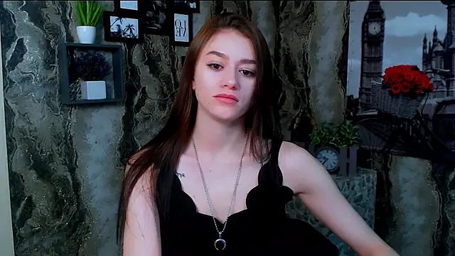 LanaTey online show from February 26, 2026, 1:32 pm