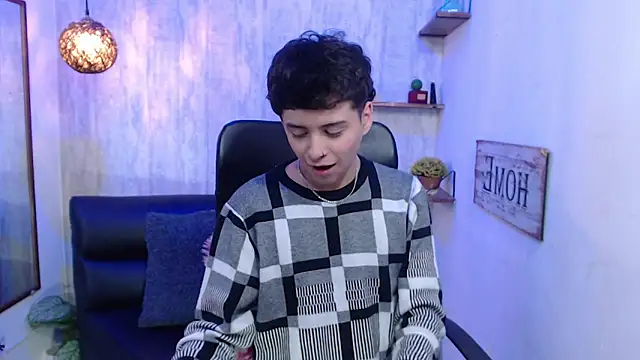 Snapshot of Sam_Daves chatting on March 11, 2025, 5:13 pm Sam Daves online show from March 11, 2025, 5:13 pm