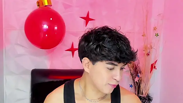 Snapshot of Sam_Daves chatting on December 22, 2025, 12:57 pm Sam Daves online show from December 22, 2025, 12:57 pm