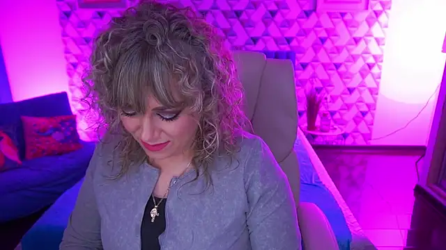 CandyLadyyy online show from May 10, 2026, 8:36 pm