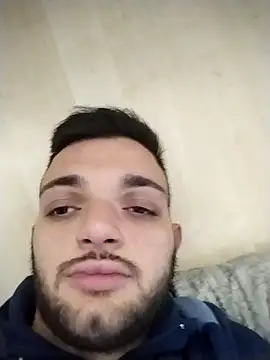 Francescodicristina44 online show from April 7, 2026, 9:48 pm