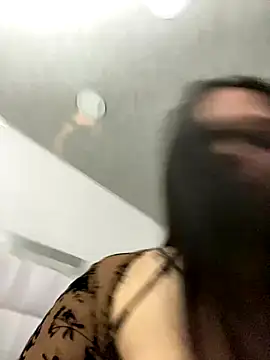 Snapshot of LunaCandy_ chatting on October 25, 2025, 12:02 pm LunaCandy online show from October 25, 2025, 12:02 pm