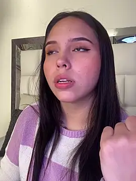 Snapshot of LunaCandy_ chatting on November 11, 2025, 1:22 pm LunaCandy online show from November 11, 2025, 1:22 pm