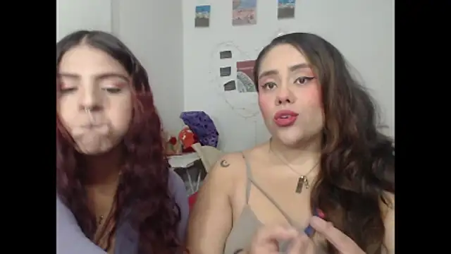 nicky andcamil online show from November 21, 2025, 10:52 pm