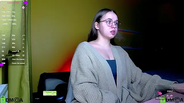 Lilysweet13 online show from October 26, 2025, 1:28 pm