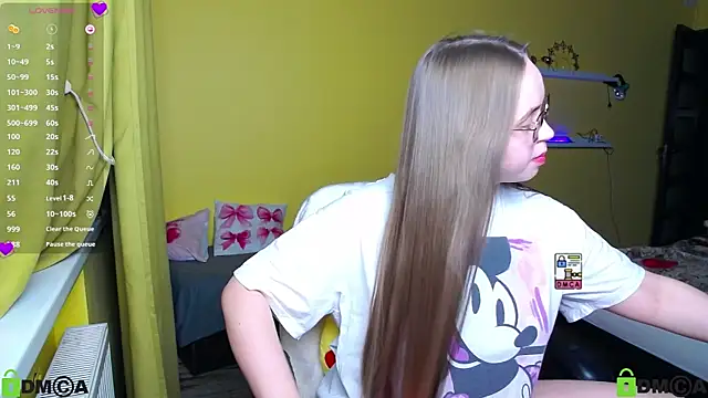 Lilysweet13 online show from January 11, 2026, 5:18 pm