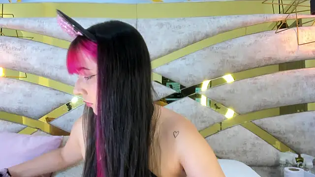 Sofiia Rossee  online show from January 11, 2026, 8:36 pm