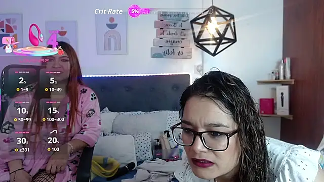 Snapshot of Rose_Thompson1 chatting on November 20, 2025, 1:33 pm Rose Thompson1 online show from November 20, 2025, 1:33 pm