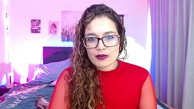 Snapshot of Rose_Thompson1 chatting on December 13, 2025, 8:04 pm Rose Thompson1 online show from December 13, 2025, 8:04 pm