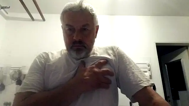 Berg Boy online show from October 22, 2025, 10:42 pm