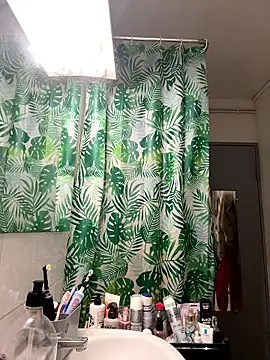 Hugo34bg online show from January 17, 2026, 4:28 am