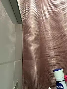 Hugo34bg online show from April 10, 2026, 4:50 am